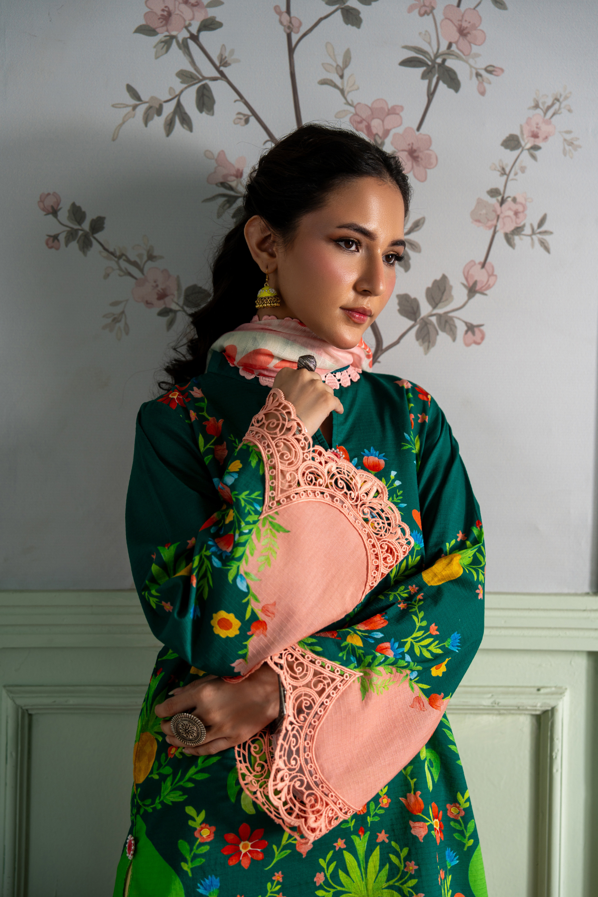 Reet Clothing 3 Piece Embroidered Stitched Suit -  Luma Peta