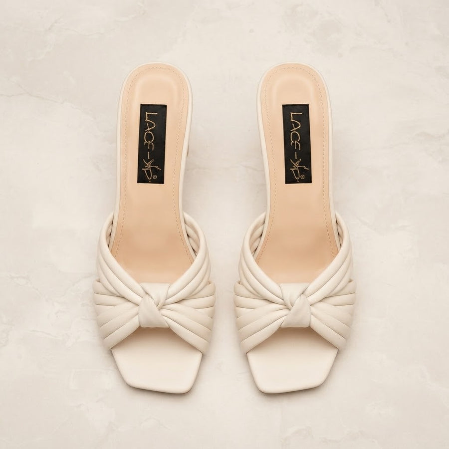 Lace Up Lady Bold-White Flat Sandals