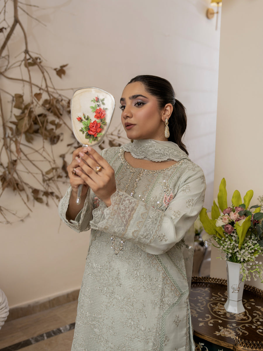 Manahil’s 3-Piece Stitched Luxury Wear Suit – Aqualis Grace