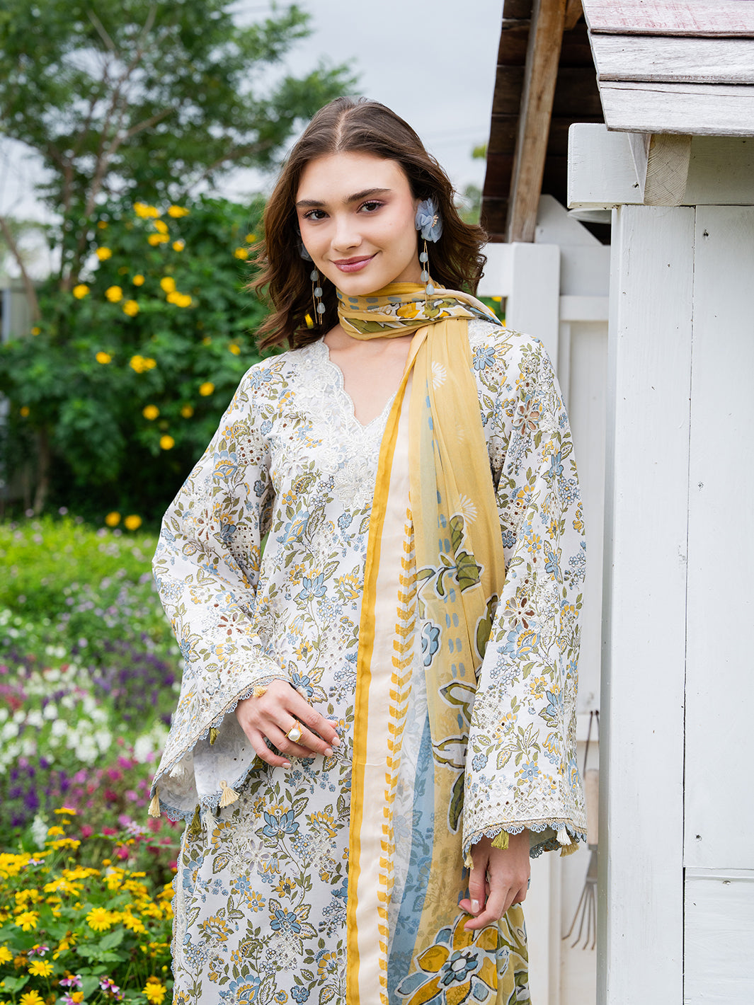 Izel Apparel 3 Piece Unstitched Embroidered Suit Enaa